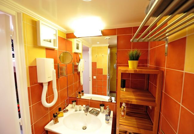 Studio à Paris - E4GD Pink Fashion Studio à Paris - E4GD Pink Fashion