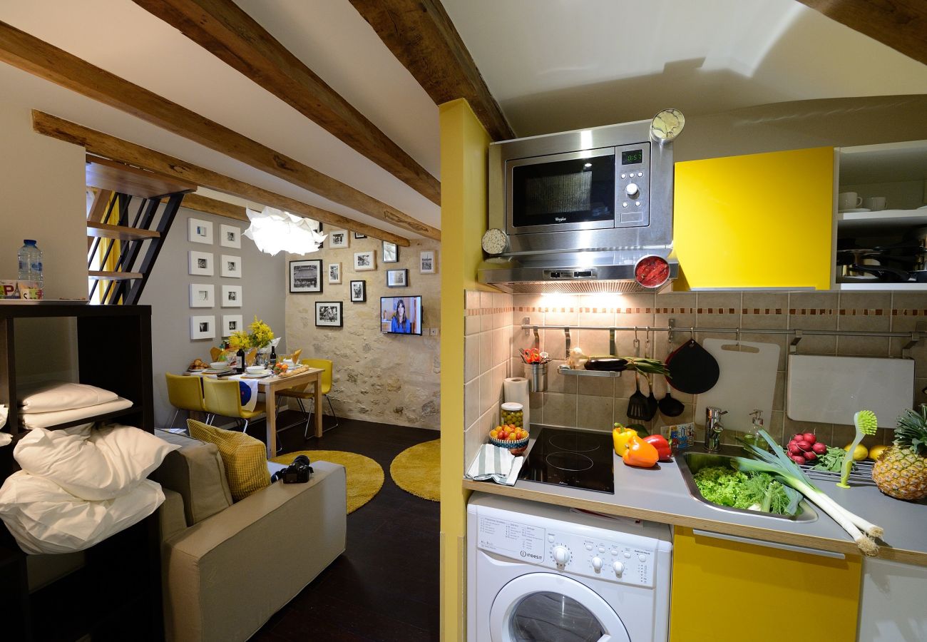 Apartment in Paris - C3G Spicy Fox